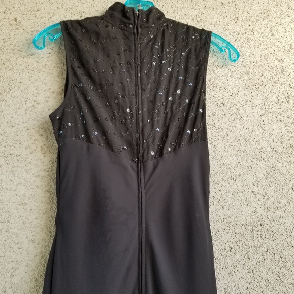 Super long Mandarin collar black gown Size small - Picture 4 of 6